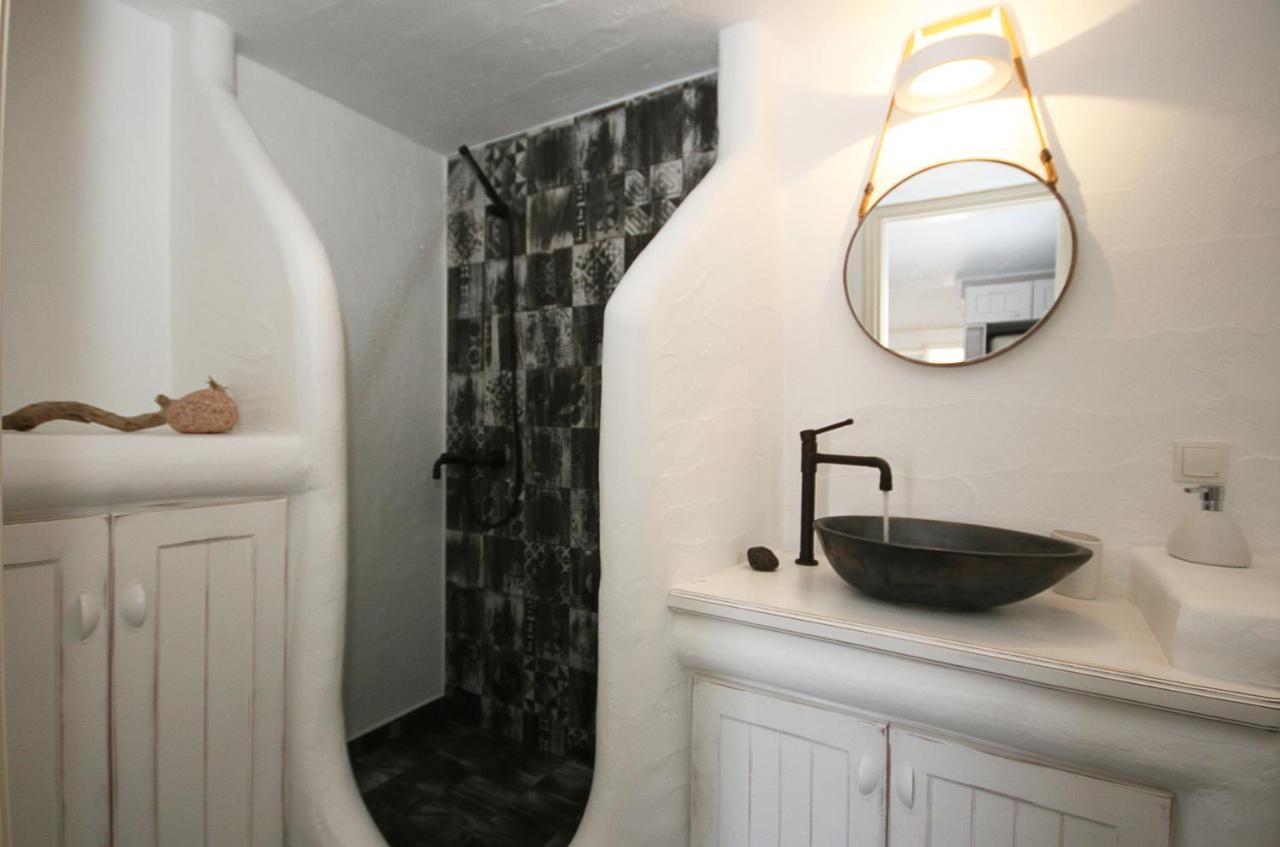 5 Traditional Suites Livadi  Dış mekan fotoğraf