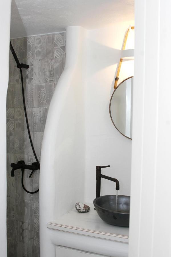 5 Traditional Suites Livadi  Dış mekan fotoğraf
