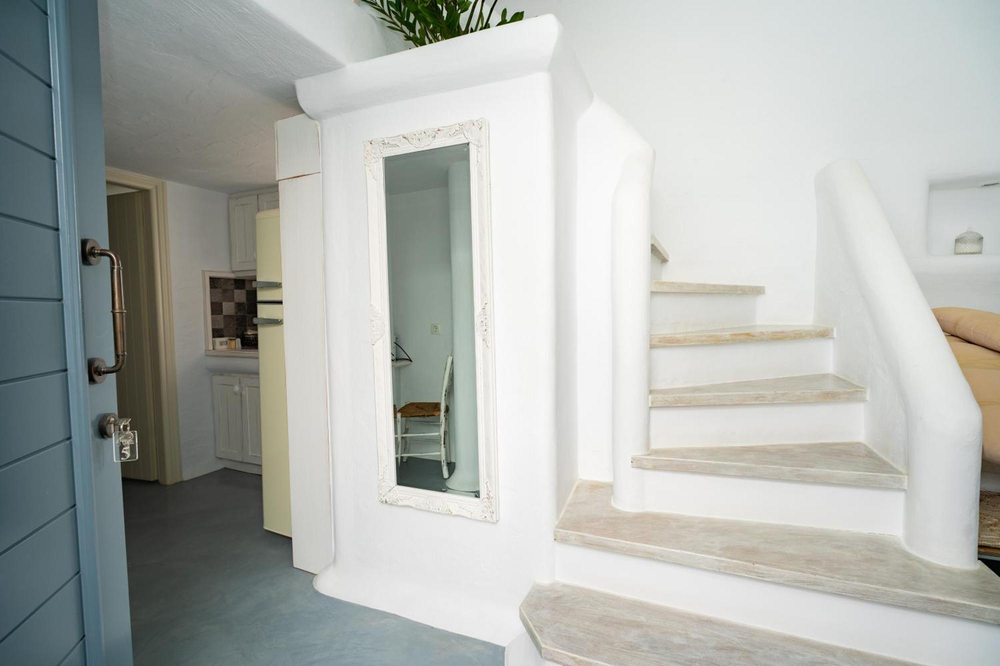 5 Traditional Suites Livadi  Dış mekan fotoğraf